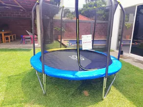 Pool table, game room, swimming pool, trampoline, barbecue - Image 4