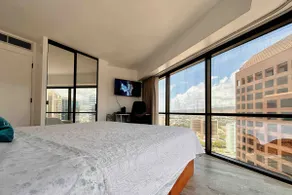 2BR High Floor Free Parking - Image 2