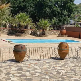 Villa Domus with swimming pool and tennis court - Image 2