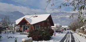 a cozy Savoyard studio - Image 5