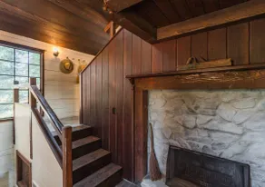 Unique home in South Eugene (3 bed/2 ba) - Image 4