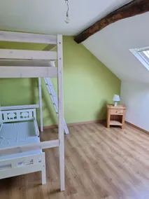 Country home with garden and closed parking - Image 5