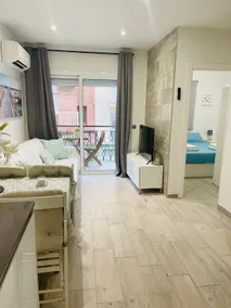 Apartamento Puerto de Blanes vista Mar - Image 3