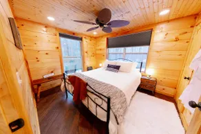 Cozy Cabin 3~ outdoor hot tub - Image 3