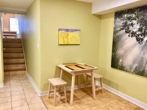 Cozy multi-leveled apartment! - Image 3