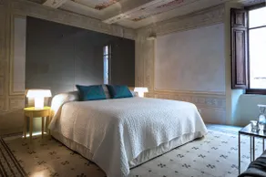 Elegant historic Palazzo, views of Tuscan valley - Image 4
