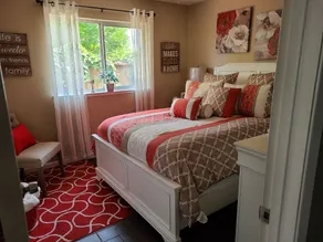 Welcome to Bella Inn quiet oasis - Image 2