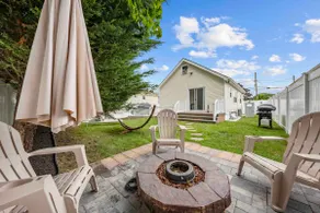 Modern Retreat | Prime Location | Walk to Train - Image 4