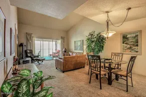 Peaceful 2B 2B Condo with Lake, Pool, and Spa - Image 4