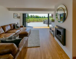 April Cottage - Luxury Country Bolthole - Image 3