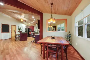 The Roundhouse Retreat: A Private Lakefront Escape - Image 3