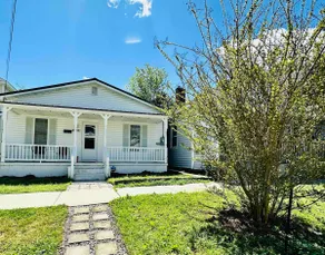 Orange Crush Cottage- Downtown Beaches & Dining - Image 2