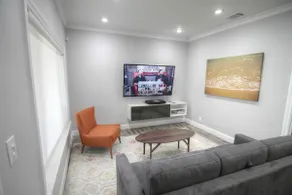 Remodeled 2 Bdrm 1bath Bungalow All The Amenities In Long Beach Belmont Hts - Image 2