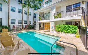 (M212) SOFI 4th St, Beach, Heated Pool, Parking - Image 3