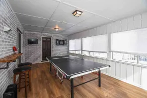 Game room| W/D| Fire pit| Full Kitchen| BBQ| Walk! - Image 4