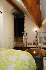 Furnished air-conditioned apartment LogeSTNicolas - Image 5