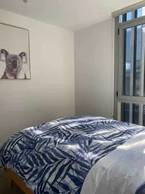 Bayside Melbourne Apartment - Image 5
