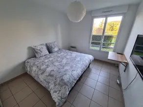 Quiet one-bedroom apartment with pool, 5 minutes from everything and quiet - Image 3