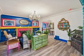 Casa Frida -Proctor/Old Town Victorian Retreat - Image 2