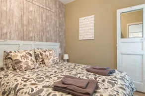 Extraordinary Apartment in the Royal Palace - Downtown - Image 2