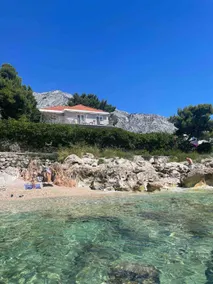 Villa Mery Orebić - Beachfront Villa on the Beach - Image 2