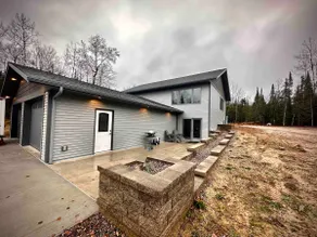 Gracie- A spacious house near Swan Lake! - Image 2
