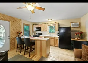 Soggy Bottom Hollow private cabin nestled in woods - Image 4