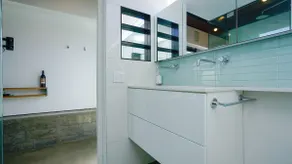 Bright Minimalist Studio Walkable to Piedmont Ave - Image 5