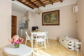 The Cosy Sicilian Vintage House - Image 3