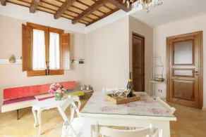 The Cosy Sicilian Vintage House - Image 4