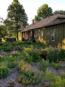 Located on Beautiful Lake Shawnee! 2 BDRM, 1 BATH. - Image 4