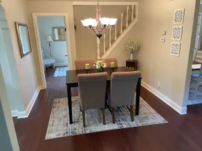 Quaint & Adorable 3 BR Home with park-like yard - Image 4