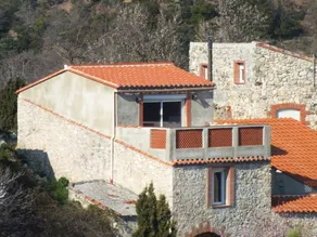 Panoramic View and South-Facing Terrace – All Seasons - Image 5