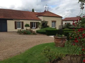 burgundy Nice house cottage Café de la gare SPA Pêche - Image 3