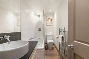 The Brunswick Oasis 2 bedroom in Notting Hill - Image 5