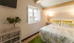 Apt P3- 4 min from the cathedral-terrace-garden-4 pax - Image 4