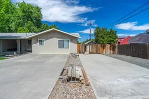 Bruneau Bungalow Side A - Image 4