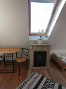 Attic studio studio apartment - Image 4
