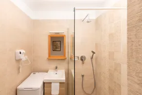 Apt Paha-Paha Bright Sea View with Free Parking - Image 4