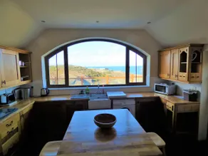 Pilot's Cottage, with stunning sea views. - Image 5