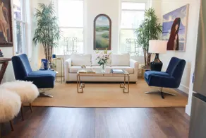 Perfect city location! Enjoy exploring Lancaster. - Image 3