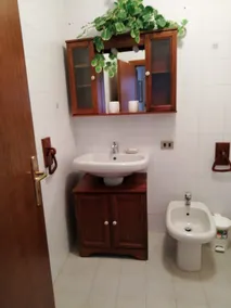 Cosy Appartement close to the Lake with pool - Image 4