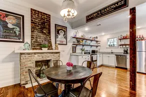 2BR Historic Cottage | 4 blocks to Forsyth Park - Image 3