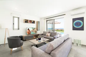 Beachfront Villa w/Private Pool, Kids area and BBQ - Image 4