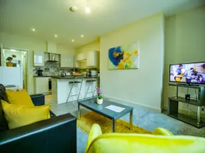 Prime Central Apt 1 or 2 - Image 3