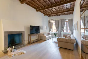 PURE LUXURY IN OLTRARNO FLORENCE - Image 4