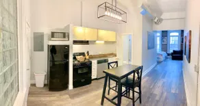 Cool downtown Cincinnati loft centrally located! - Image 2