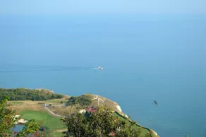 Sea Bay View Apartment - Image 2