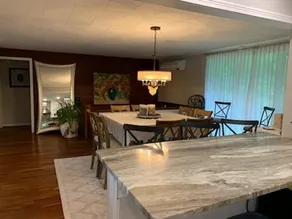 Midcentury Modern home w/Hot Tub (2 mi to Falls) - Image 3