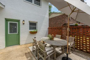 Pristine Townhouse - Beach, Charleston, Pool, Low Country Fun - Image 2